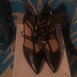 Ann Taylor Elian Heel